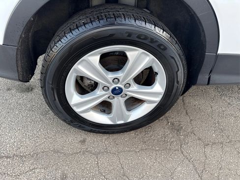 Used 2016 Ford Escape SE FWD image 22
