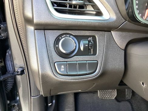 Used 2020 Chevrolet Spark LS FWD image 53