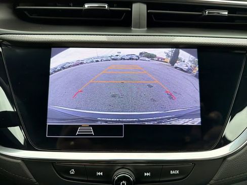 Certified 2023 Buick Encore GX Essence AWD/4WD image 13