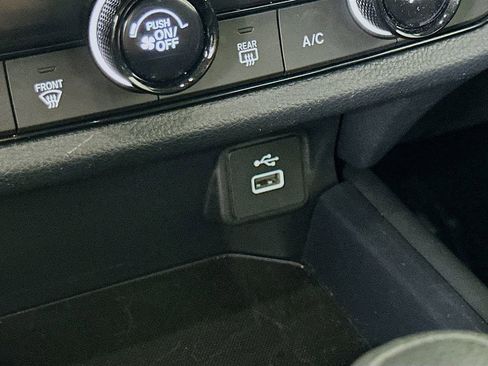 Used 2025 Honda HR-V LX image 29