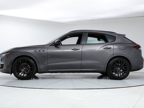 Certified 2022 Maserati Levante GT AWD/4WD image 2