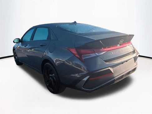 New 2026 Hyundai Elantra Sport image 7