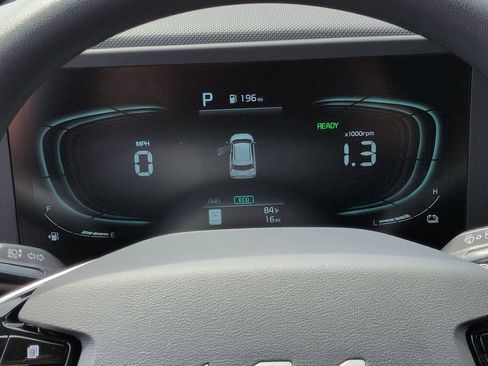 New 2026 Kia Niro LX FWD image 12