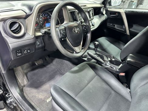 Used 2015 Toyota RAV4 LE AWD/4WD image 19
