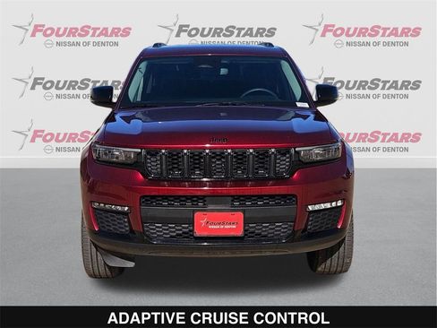 Used 2023 Jeep Grand Cherokee L Limited w/ Black Appearance Package image 10