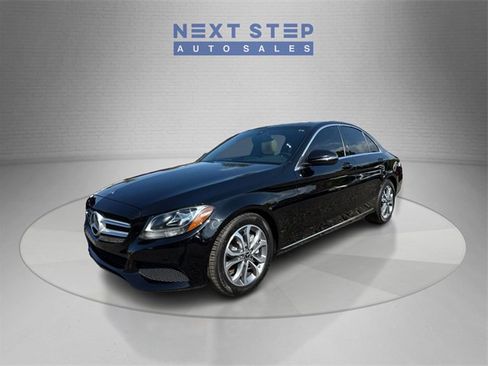Used 2018 Mercedes-Benz C 300 Sedan image 3