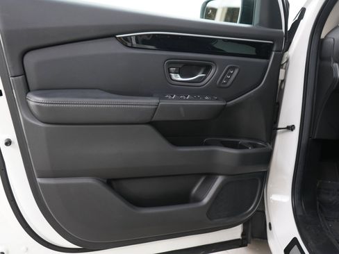 Used 2024 Honda Pilot EX-L image 19