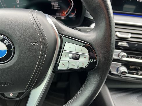 Used 2022 BMW 530i xDrive AWD/4WD image 29