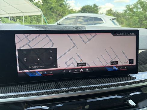Certified 2025 BMW X6 M60i AWD/4WD image 29