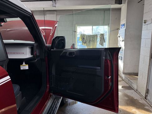 New 2025 Ford Bronco Heritage Edition image 29