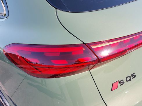 New 2026 Audi SQ5 Premium Plus AWD/4WD image 38