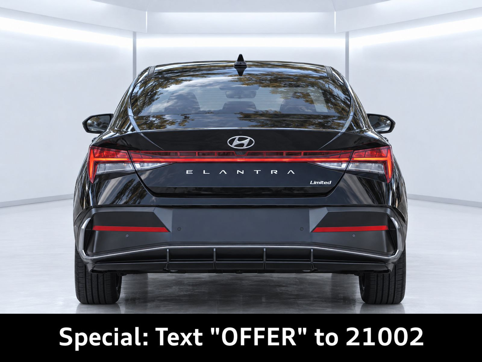 Used 2024 Hyundai Elantra Limited FWD image 7