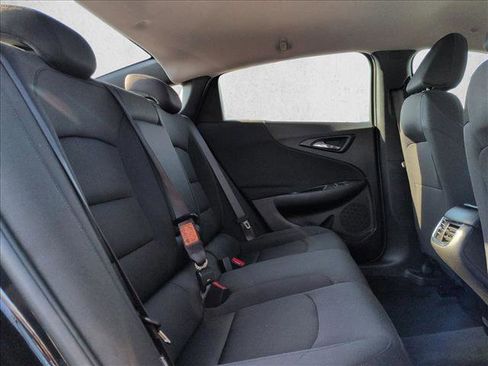 Used 2023 Chevrolet Malibu LT FWD image 18