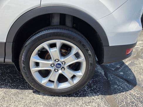Used 2014 Ford Escape Titanium w/ Equipment Group 401A FWD image 15