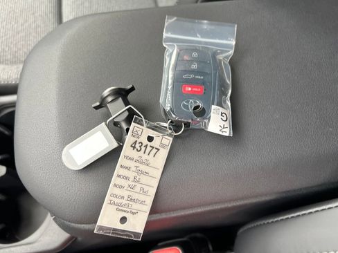 New 2026 Toyota bZ XLE Plus image 29