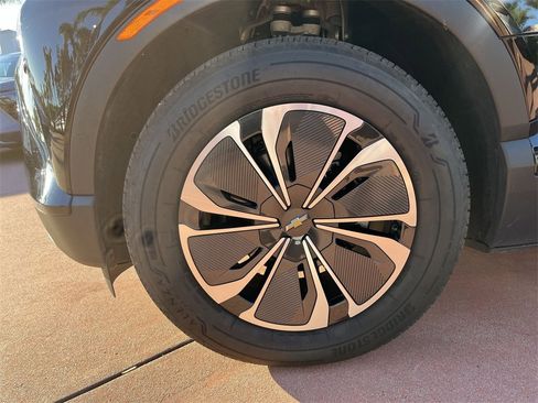 New 2025 Chevrolet Blazer EV LT image 31