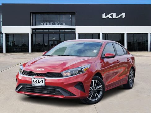 Used 2024 Kia Forte LXS w/ LXS Technology Package FWD image 1