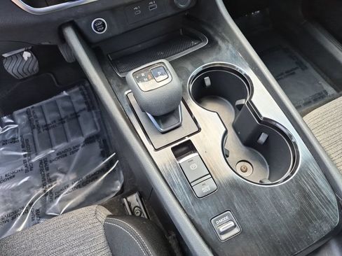 Used 2021 Nissan Rogue SV FWD image 28
