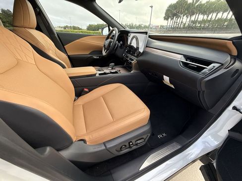 Used 2026 Lexus RX 350 Premium w/ Accessory Package (Z1) FWD image 15
