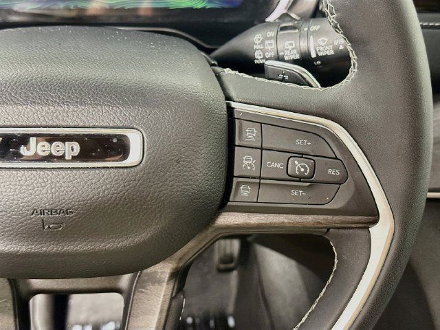 Used 2023 Jeep Grand Cherokee 30th Anniversary AWD/4WD image 25