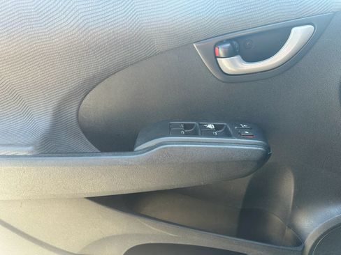 Used 2013 Honda Fit image 9