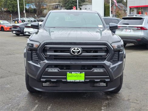 New 2026 Toyota Tacoma SR5 image 3