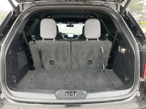 Used 2022 Ford Explorer ST-Line w/ Class IV Trailer Tow Package image 41