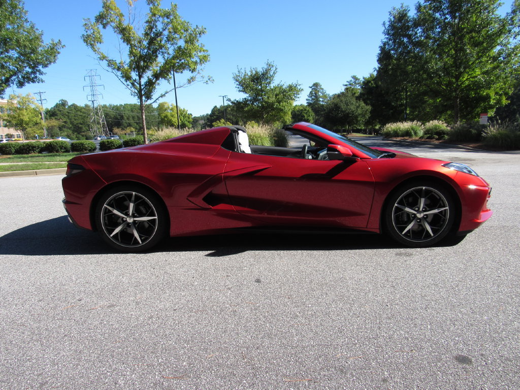 Used 2026 Chevrolet Corvette Stingray Preferred Conv RWD image 9