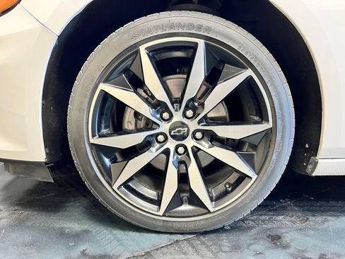 Used 2020 Chevrolet Malibu RS FWD image 25