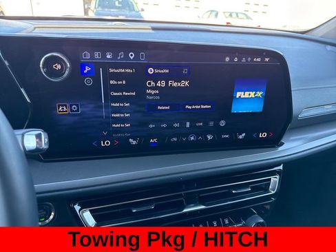 Used 2026 Chevrolet Traverse LT w/ Driver Confidence Package FWD image 17