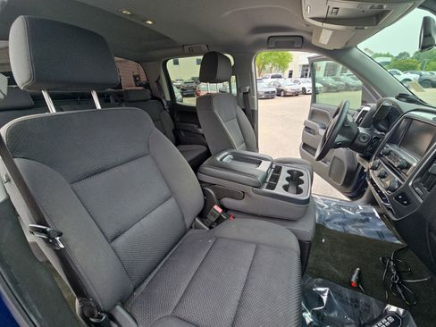 Used 2017 Chevrolet Silverado 1500 LT w/ All Star Edition AWD/4WD image 10