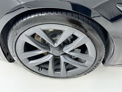 Used 2021 Tesla Model S Plaid AWD/4WD image 31