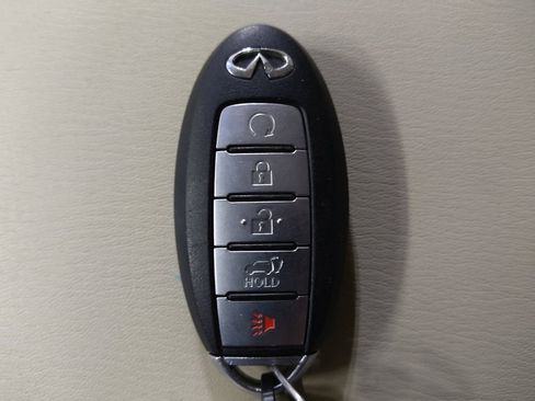 Used 2016 INFINITI QX80 2WD image 32