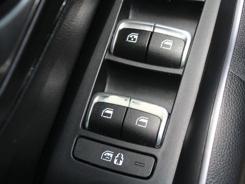 Certified 2023 Kia Sorento S w/ Panoramic Sunroof Package FWD image 20