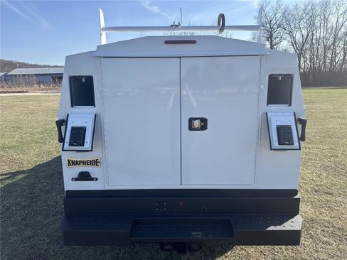 New 2026 Ford F350 XL w/ XL Chrome Package AWD/4WD image 5