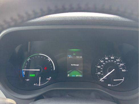 Used 2023 Toyota Sienna XLE FWD image 23