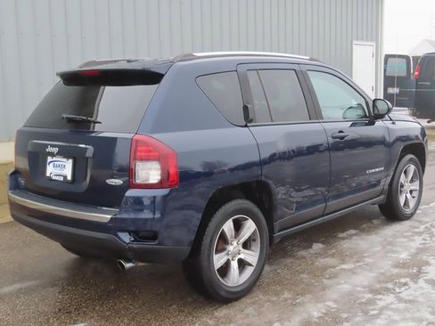 Used 2016 Jeep Compass High Altitude image 3