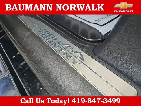Used 2021 Chevrolet Silverado 1500 High Country w/ Technology Package AWD/4WD image 45