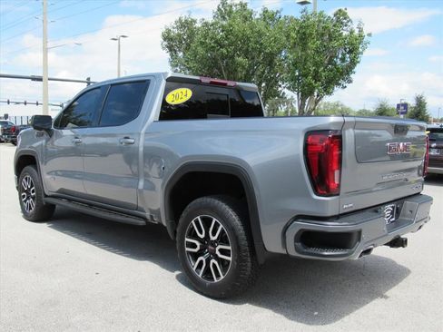 Used 2024 GMC Sierra 1500 AT4 w/ AT4 Premium Package image 4