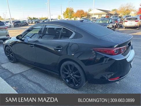 Used 2022 MAZDA MAZDA3 s image 9