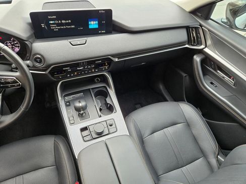 Used 2025 MAZDA CX-70 Plug-In Hybrid w/ Premium Pkg image 17
