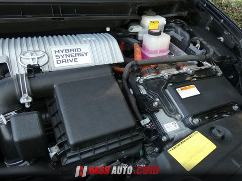 Used 2014 Toyota Prius Four w/ Solar Roof Package FWD image 75