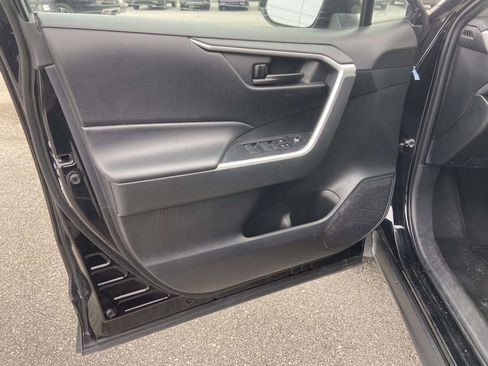 Used 2023 Toyota RAV4 LE FWD image 12