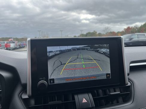 Used 2024 Toyota RAV4 LE image 14