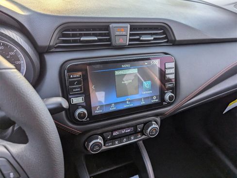 New 2025 Nissan Versa SR w/ Trunk Package image 15