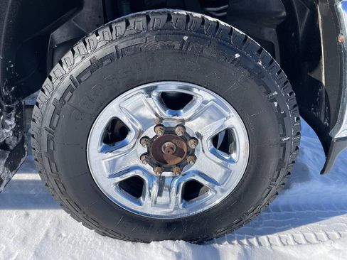 Used 2020 RAM 3500 Big Horn image 9