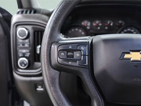 Used 2024 Chevrolet Silverado 1500 Custom image 11