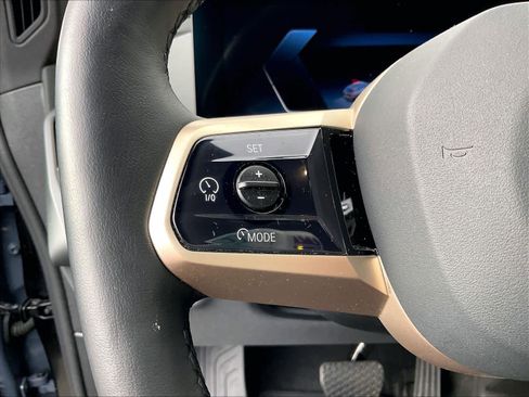Used 2025 BMW iX xDrive50 image 19