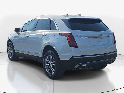 Used 2022 Cadillac XT5 Premium Luxury w/ LPO, Floor Liner Package FWD image 8