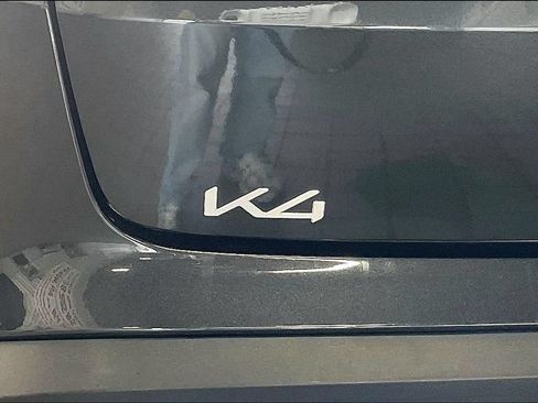 Used 2025 Kia K4 FWD image 20